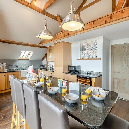 度假居 Airy Hill Manor - The Penthouse 惠特比