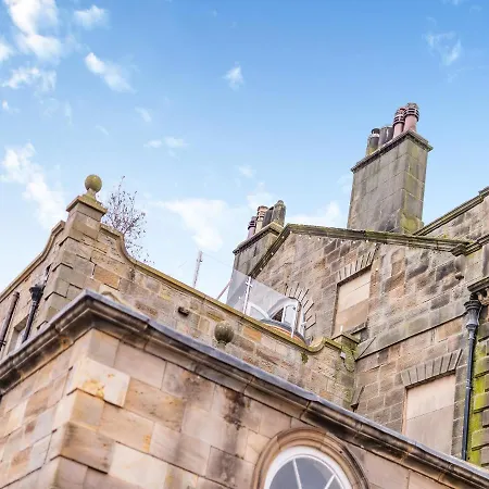 Airy Hill Manor - The Penthouse *