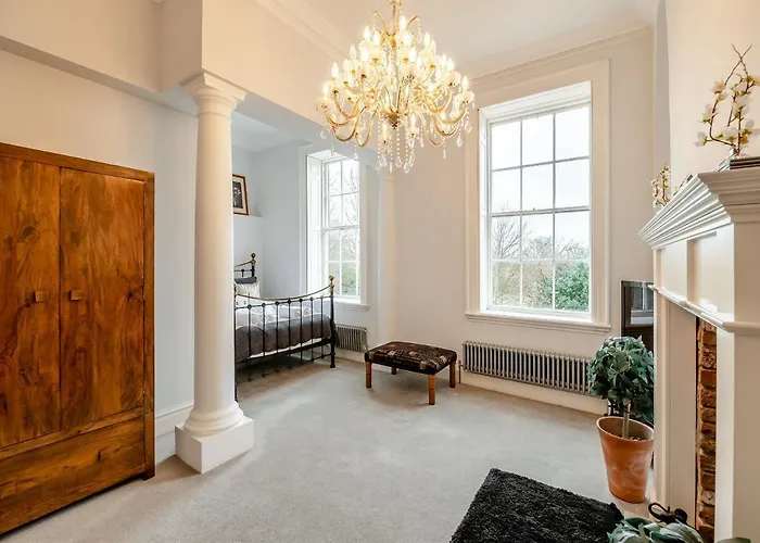 Holiday home Airy Hill Manor - The Penthouse