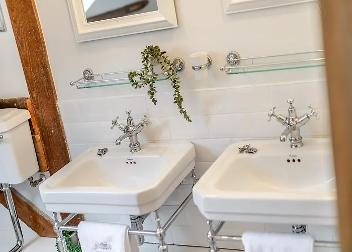 Airy Hill Manor - The Penthouse 度假居 *