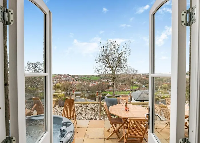 Airy Hill Manor - The Penthouse